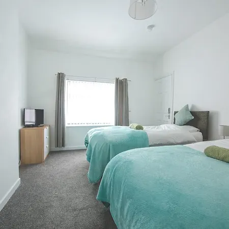 Hopewell * Leeds (West Yorkshire)