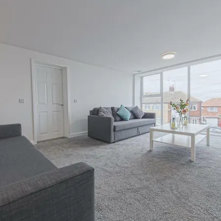 Hopewell Leeds (West Yorkshire)