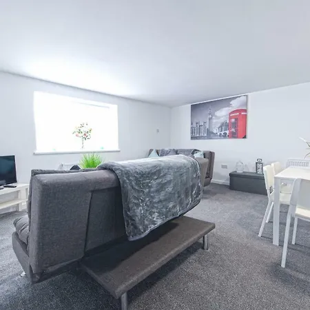 Hopewell Apartment *